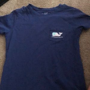 Vineyard vines t-shirt